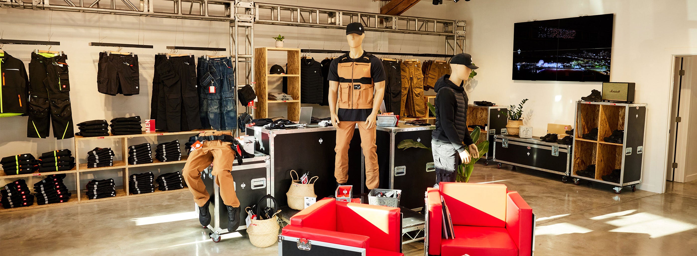 Strauss LA Store