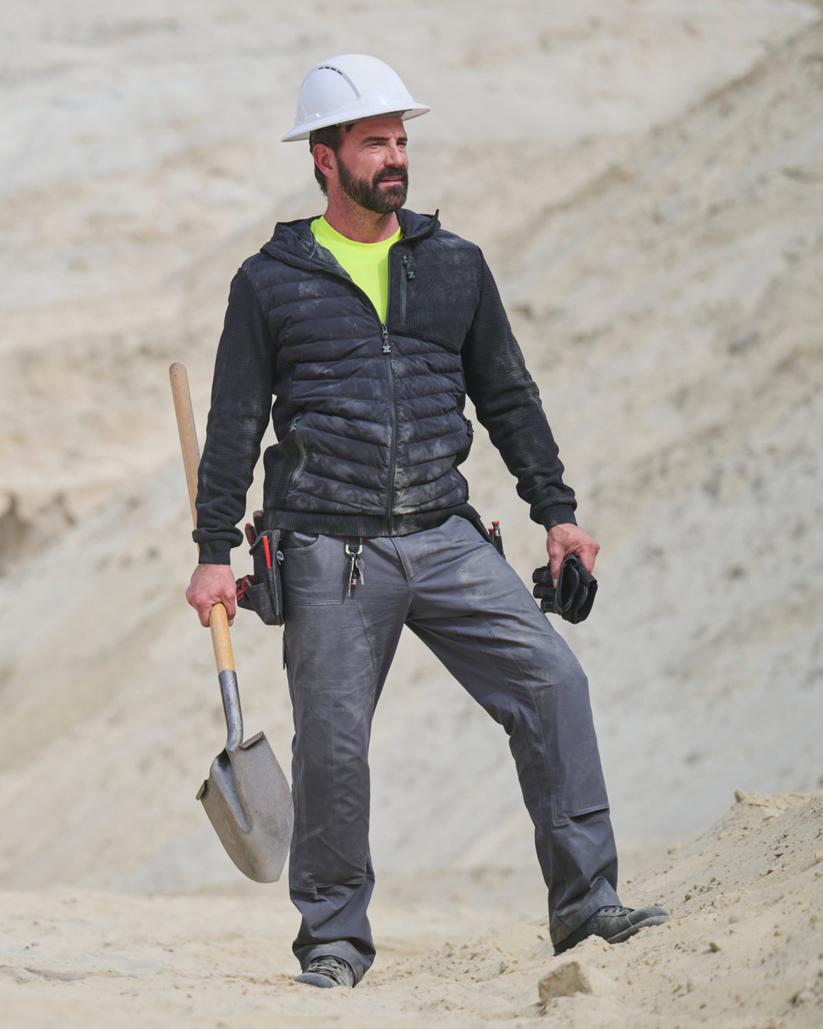 Double Front Ripstop Cargo Work Pants e.s.e:pic in carbon gray in use, showing fit and movement