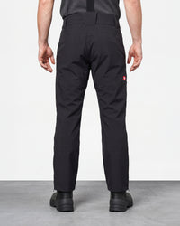 Functional Snow Pants e.s.trail pure in black worn by a model, rear view
