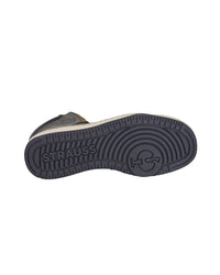 Outsole tread view of the STRAUSS Eindhoven 6-inch Steel Toe Work Boot in Carbon gray and Nero blue