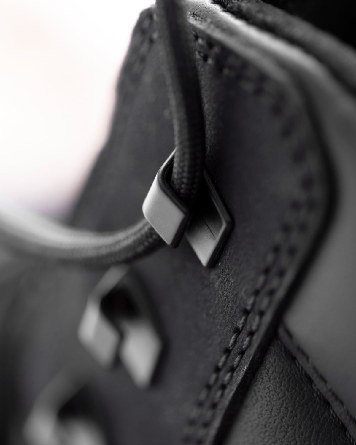 Close-up of STRAUSS Queenstown 6-inch Steel Toe Work Boot laces