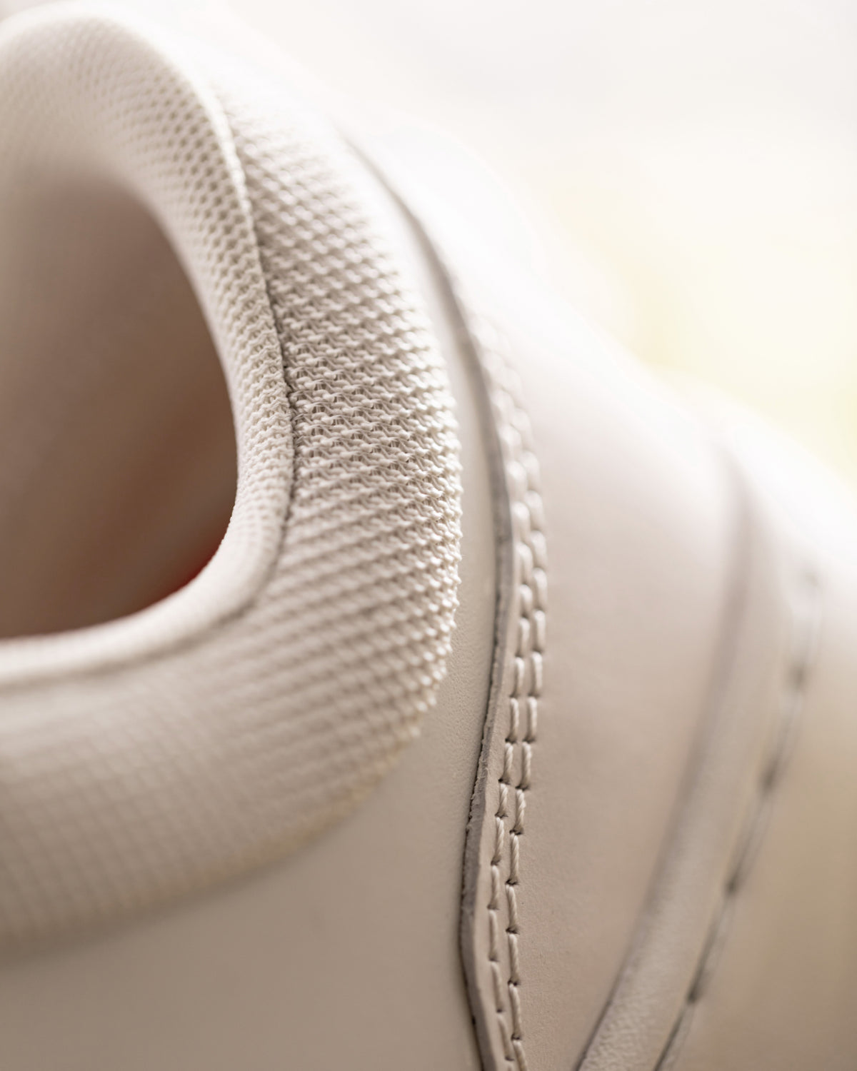 Close-up of the Eindhoven Steel Toe Work Shoe material