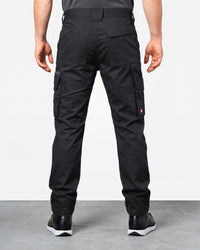 Cargo Pants e.s.trail pure in black/carbon gray worn by a model, rear view