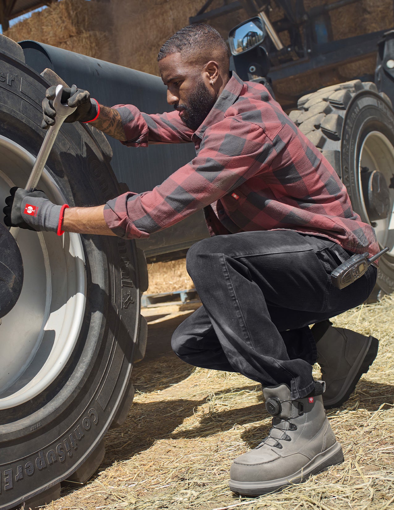 Lifestyle image of Power Denim 5-Pocket Jeans in blackwashed