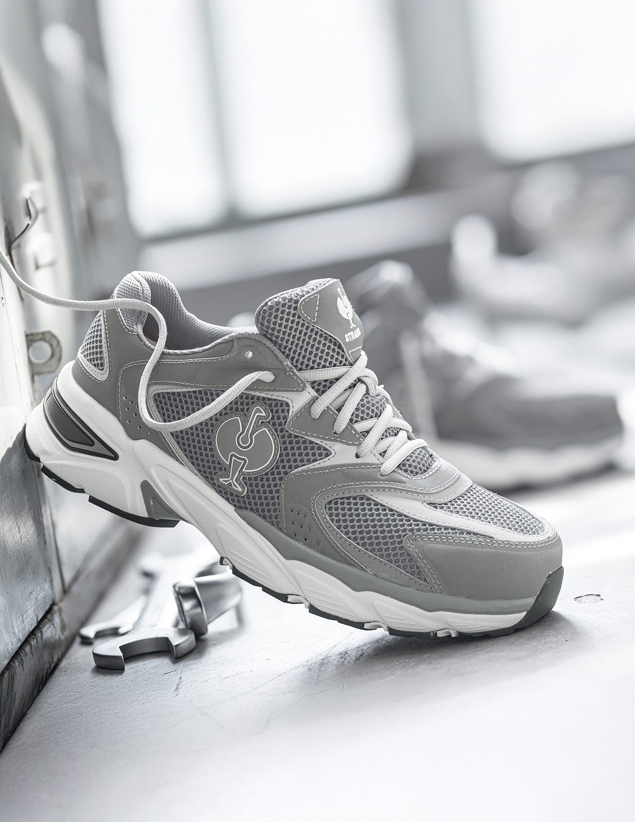 St. Louis Low Safety Toe Work Shoe