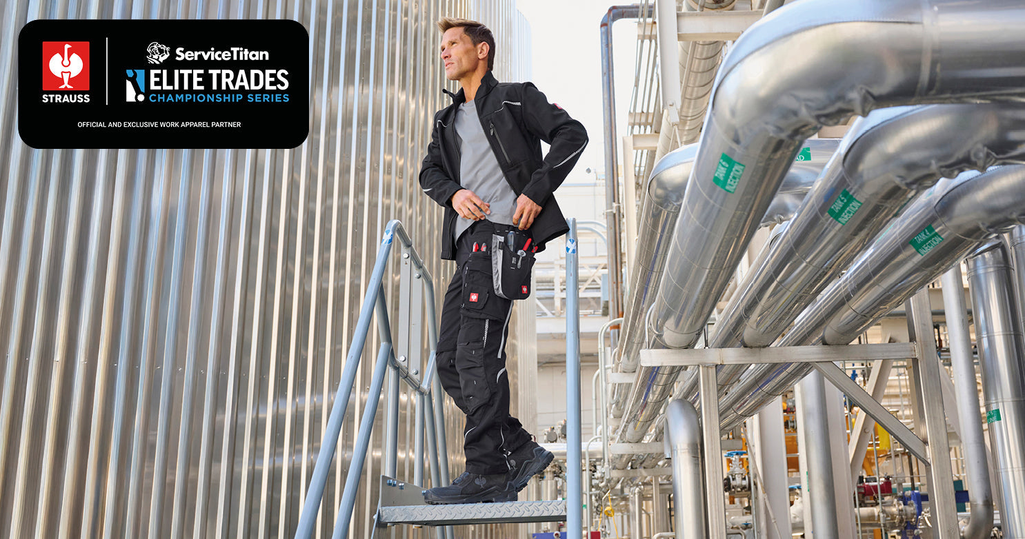 Worker in STRAUSS gear