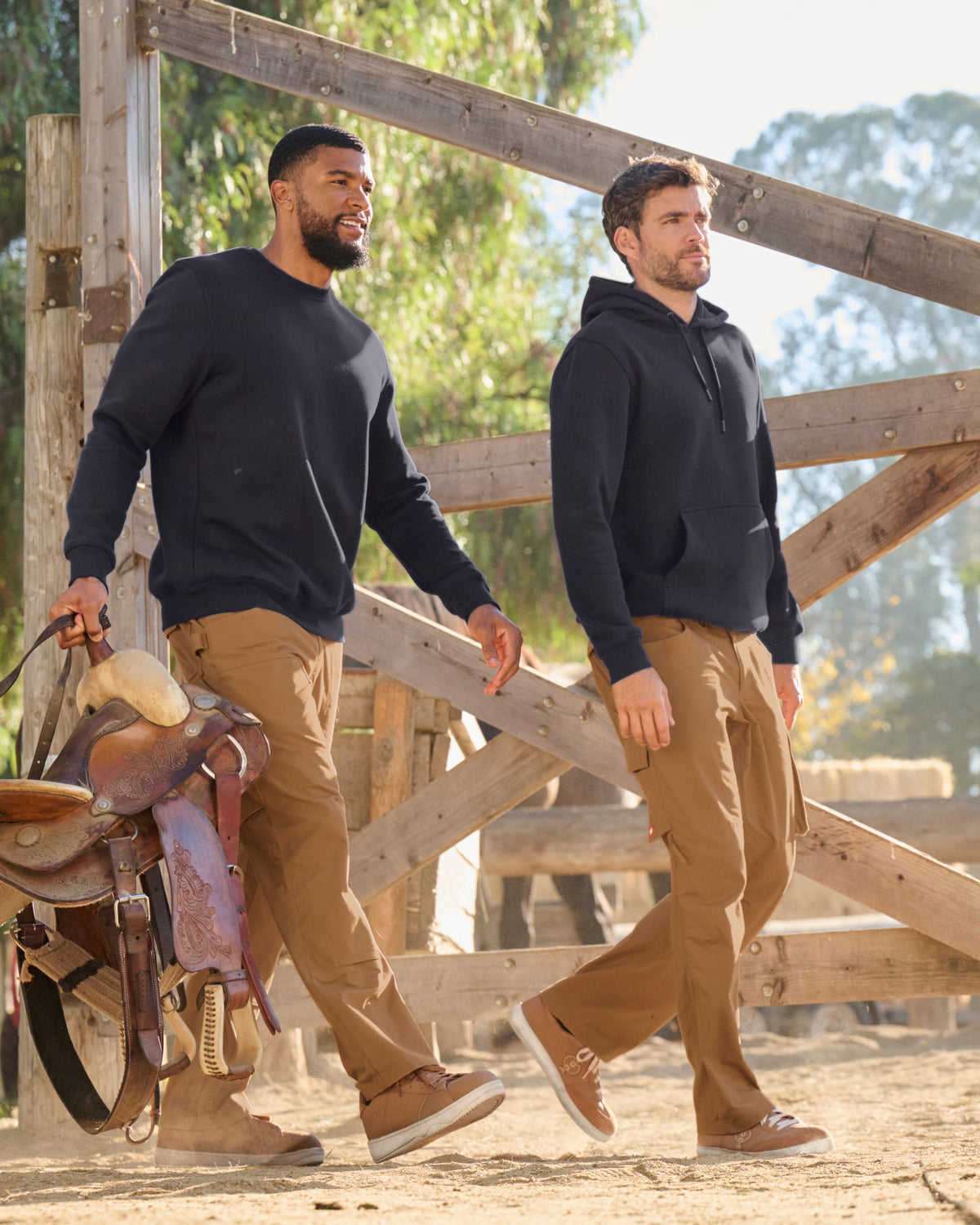 STRAUSS cotton-poly hoodie in nero blue, worn in casual workwear setting
