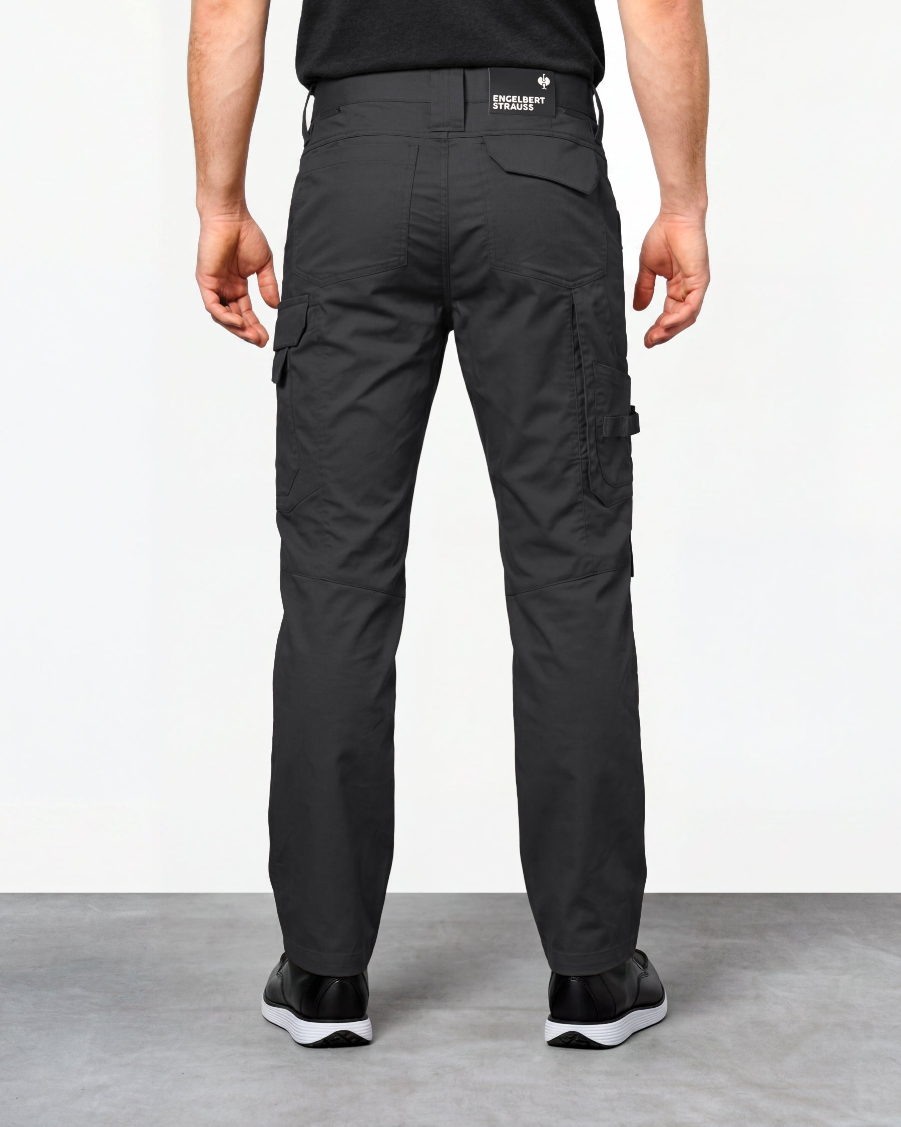 Work Pants e.s.concrete light in black worn by a model, rear view
