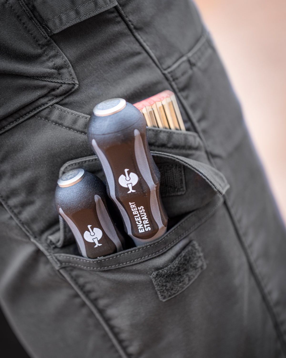 Close-up of reinforced fabric and seams on Double Front Twill Cargo Work Pants e.s.e:pic in carbon gray
