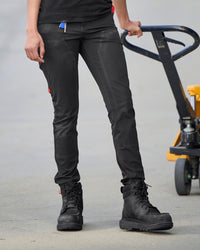 Lifestyle view of Women's Leggings e.s.e:pic in black during work