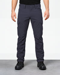 Stretch Ripstop Cargo Work Pants e.s.taktik in nero blue worn by a model, front view