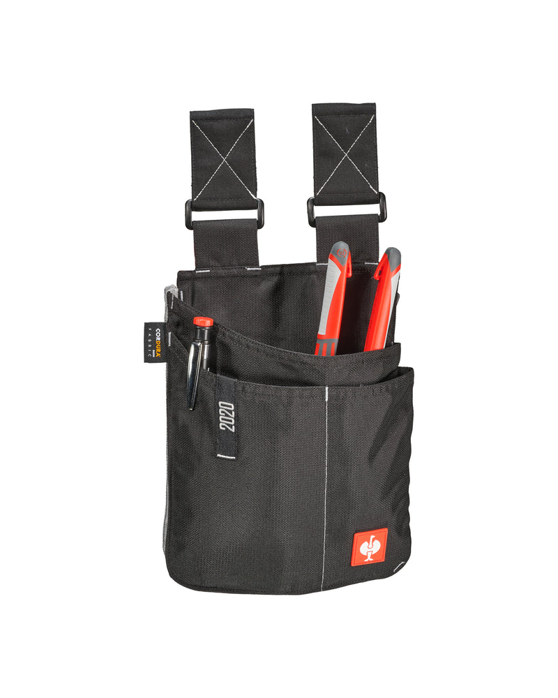 A worker wears a black and platinum STRAUSS e.s.motion 2020 large tool bag on a tool belt with utility work pants.