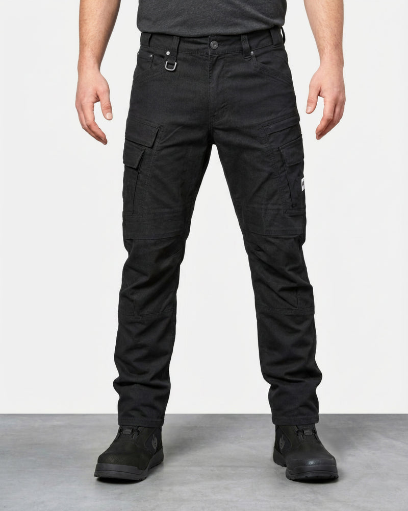 Cargo Work Pants e.s.vintage in black worn by a model, front view