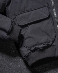 Close-up of ribbed collar and zipper details on STRAUSS e.s.iconic bomber jacket in black