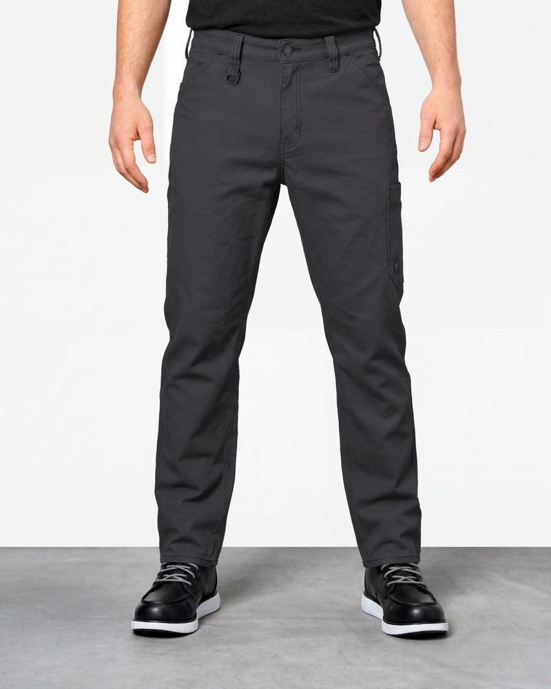 Work Pants e.s.iconic in black worn by a model, front view