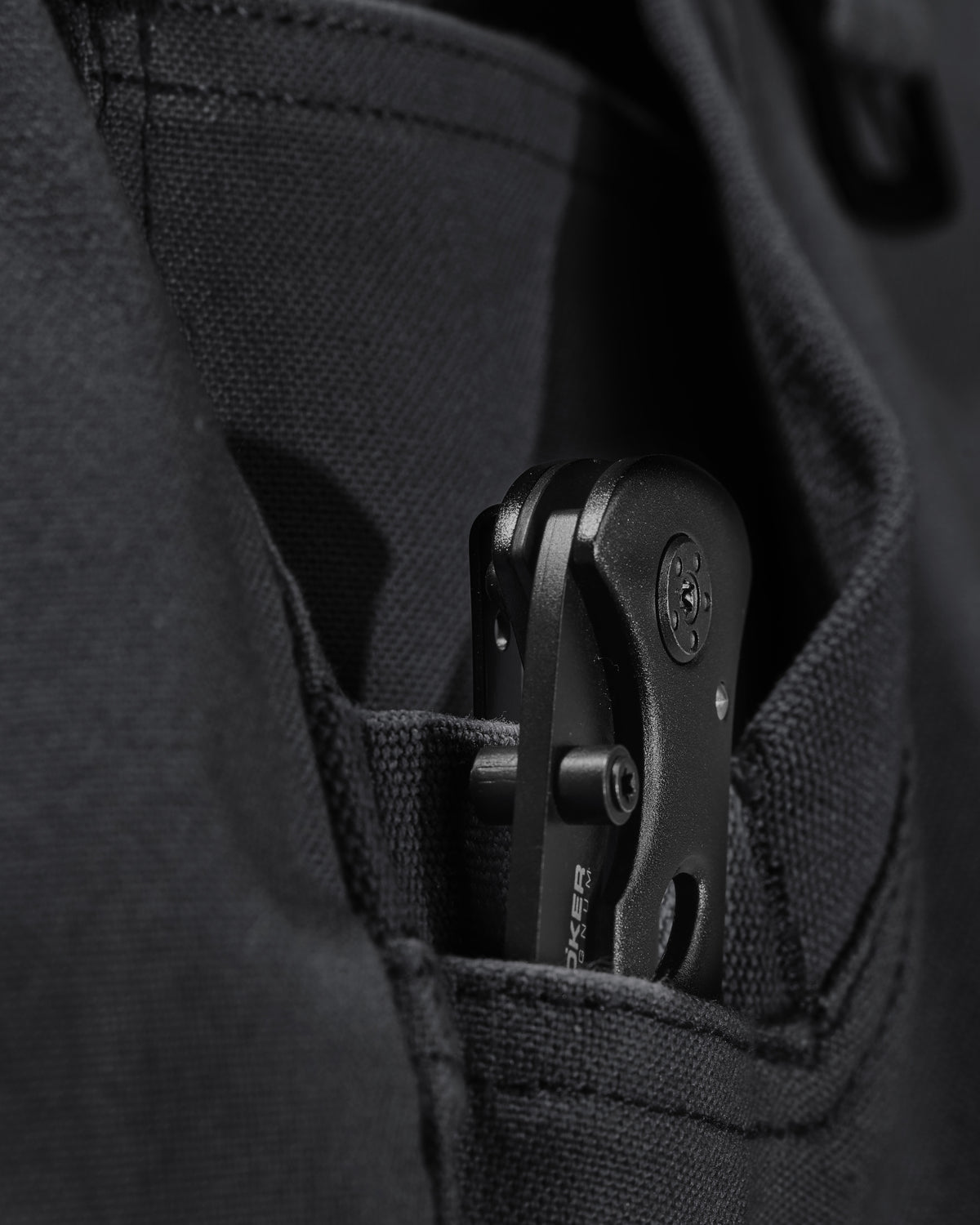 Close-up of fabric and workwear construction on Pocket Protected Work Pants e.s.iconic in black