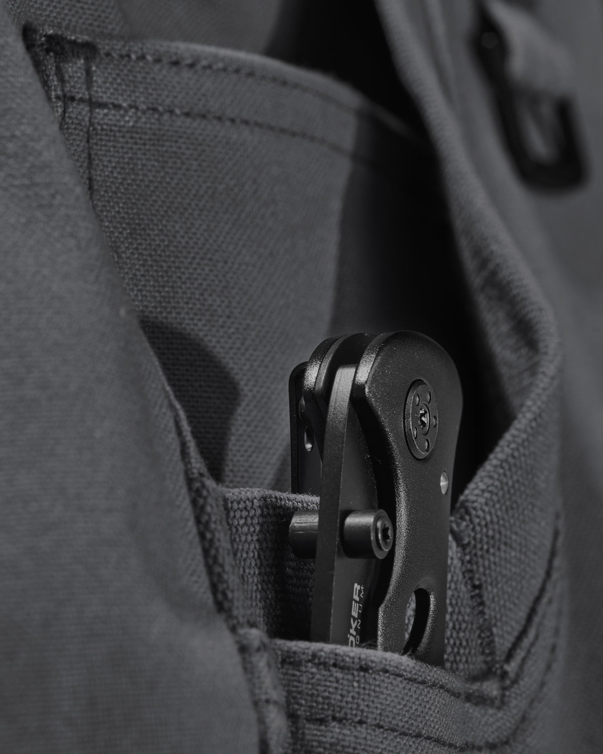 Close-up of fabric and workwear construction on Pocket Protected Work Pants e.s.iconic in carbon gray