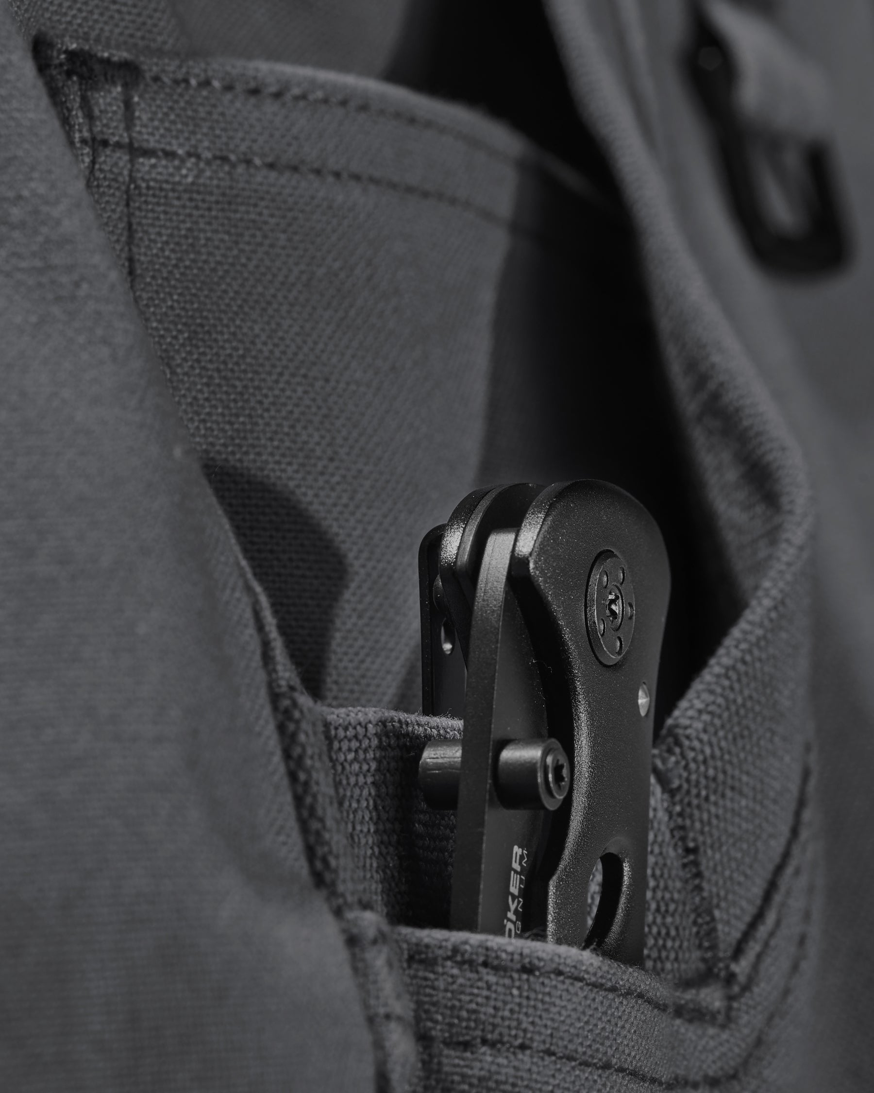 Close-up of fabric and workwear construction on Pocket Protected Work Pants e.s.iconic in carbon gray