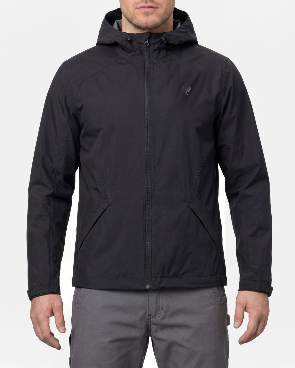 STRAUSS e.s.trail light pack windbreaker in black worn, front view