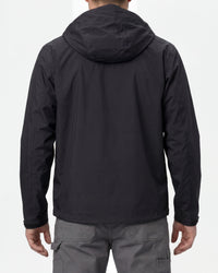 STRAUSS e.s.trail light pack windbreaker in black worn, back view