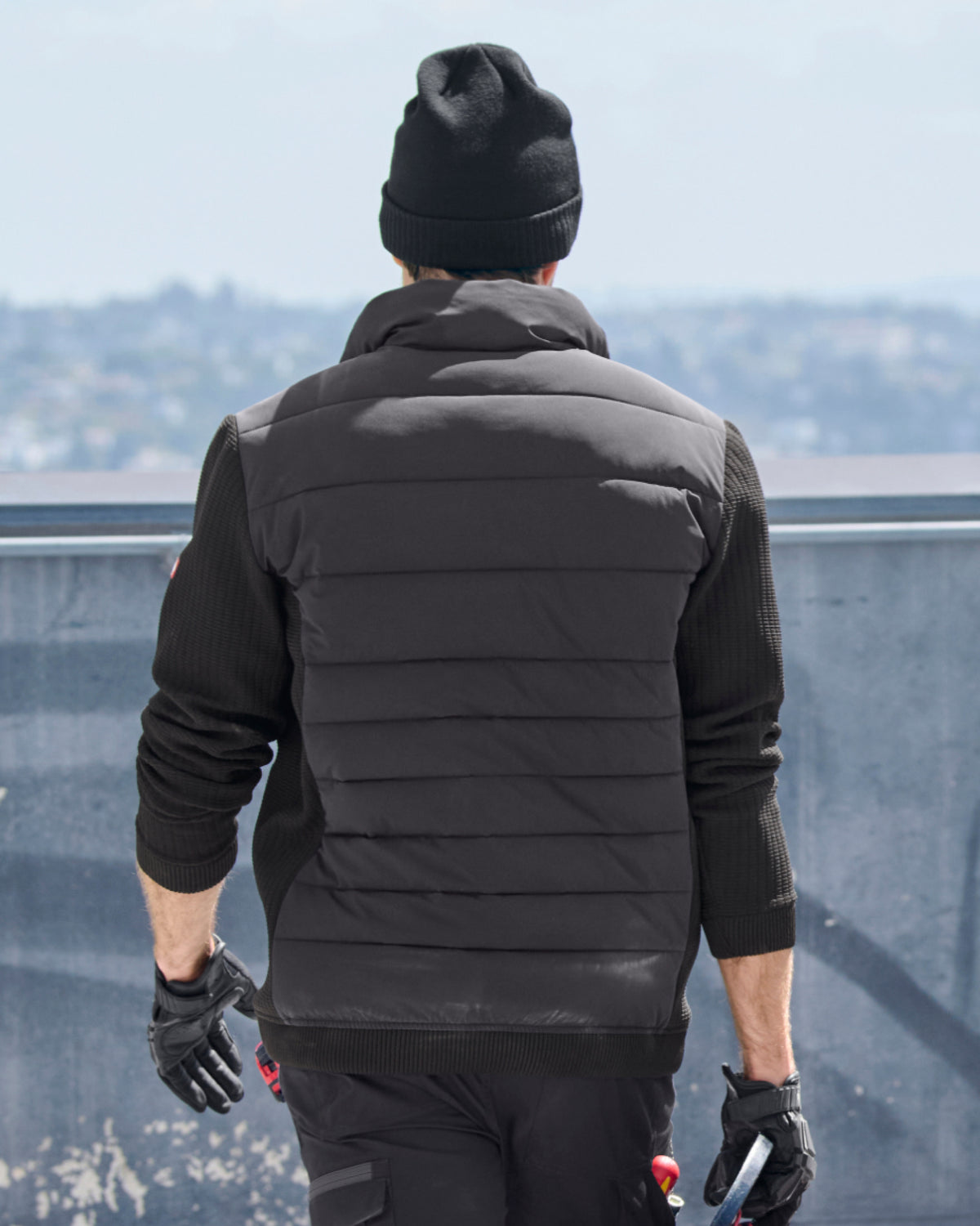 STRAUSS e.s.trail pure hybrid jacket in black paired with workwear