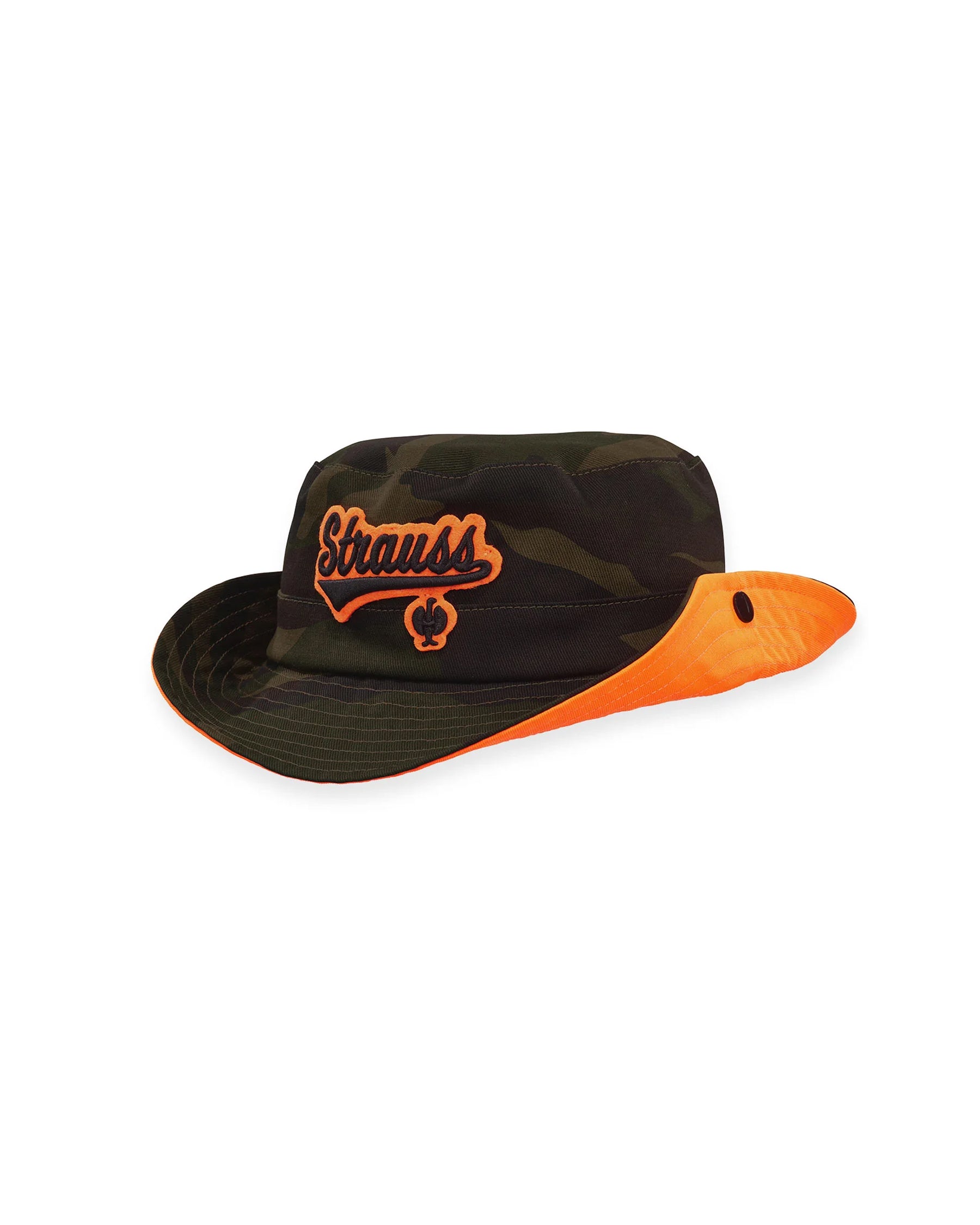 Camouflage STRAUSS kids' e.s.e:pic bucket hat showing fabric, brim shape, and logo detail.