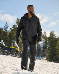 Functional Snow Pants e.s.trail pure in black in use, showing fit and movement