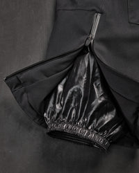 Functional Snow Pants e.s.trail pure in black shown in an outdoor workwear setting