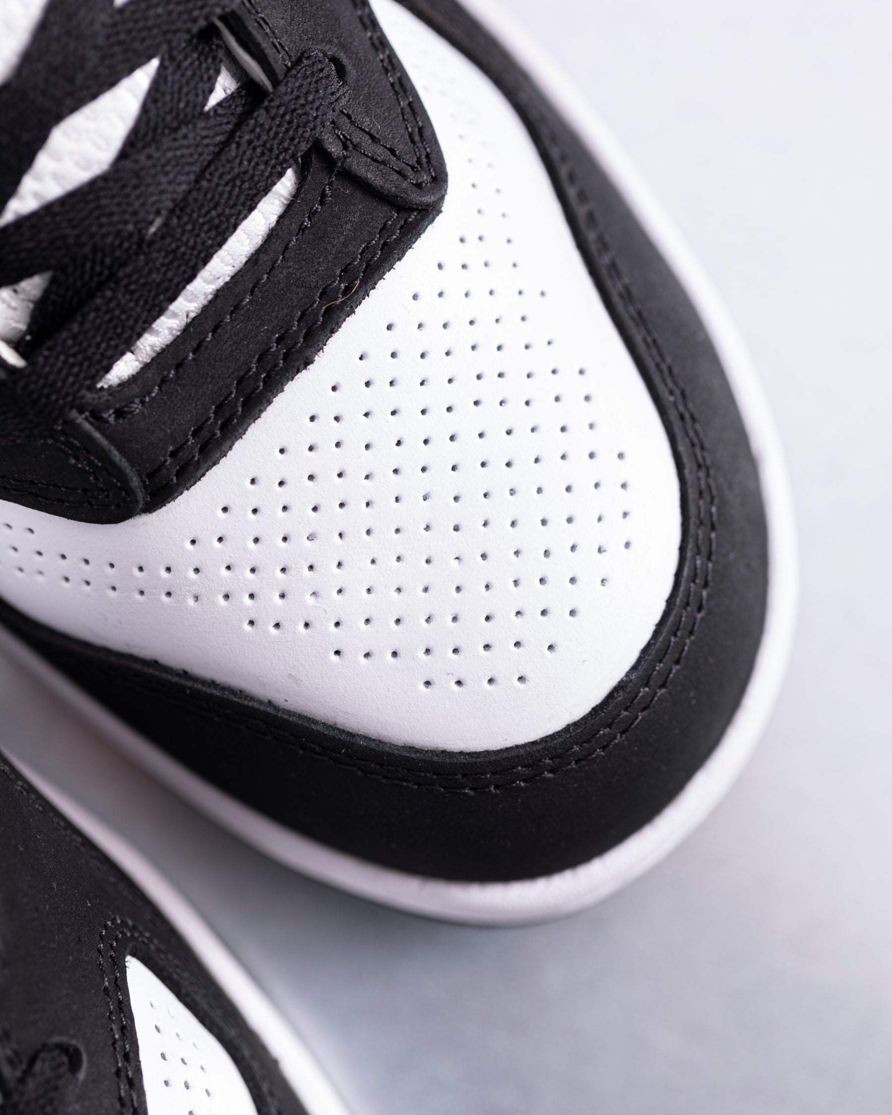 Close-up of the Eindhoven 6-inch Steel Toe Work Boot steel toe area