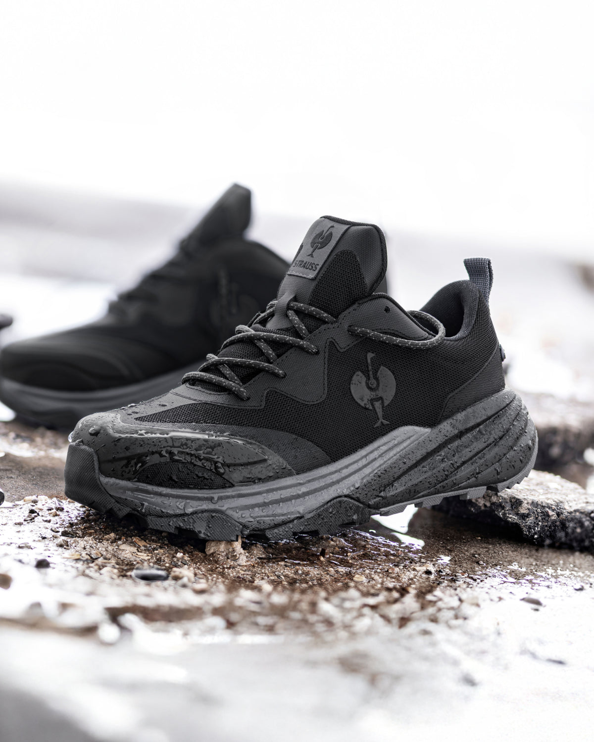STRAUSS Harlem Composite Toe Work Shoe in Black shown in use on the job