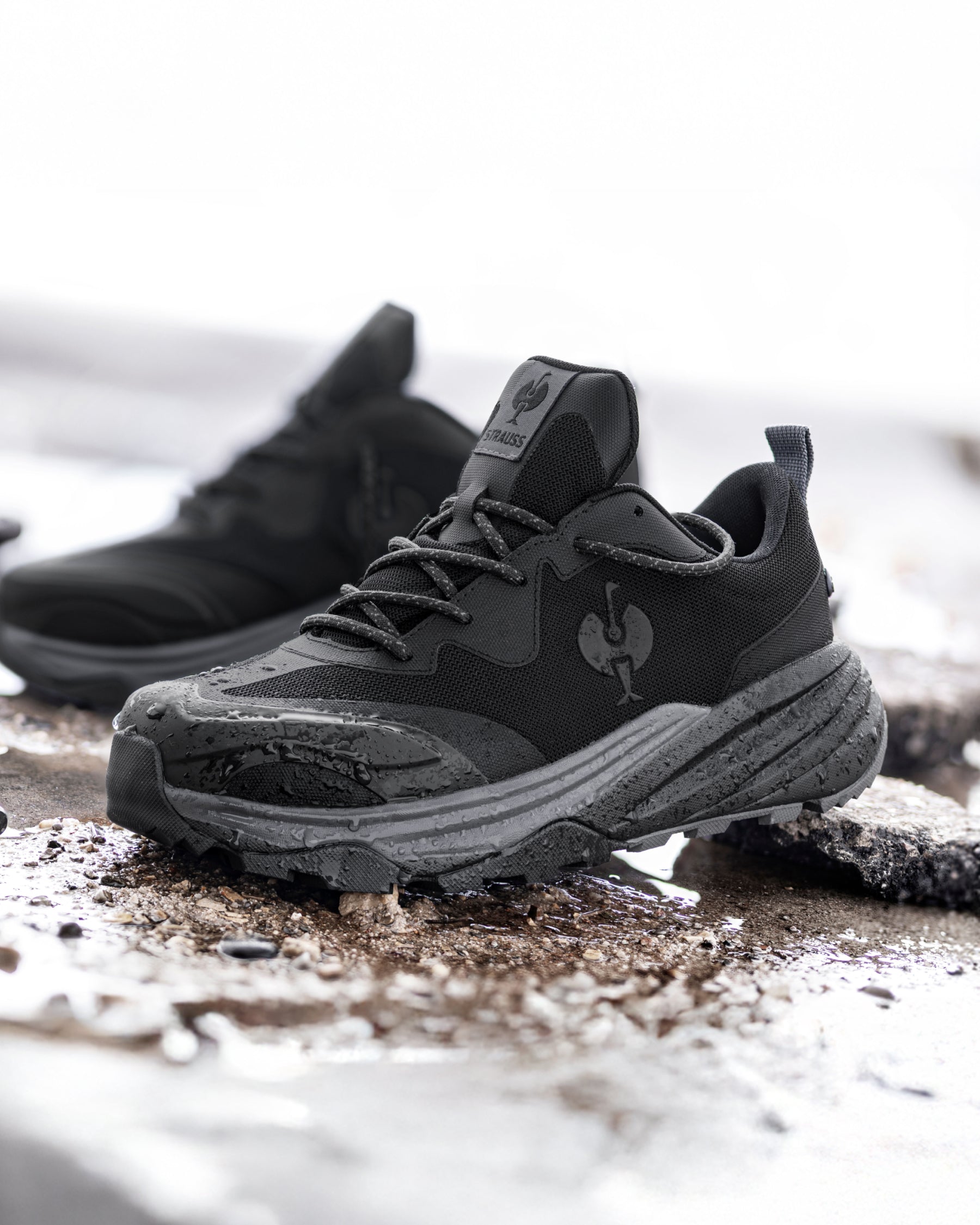 STRAUSS Harlem Composite Toe Work Shoe in Black shown in use on the job