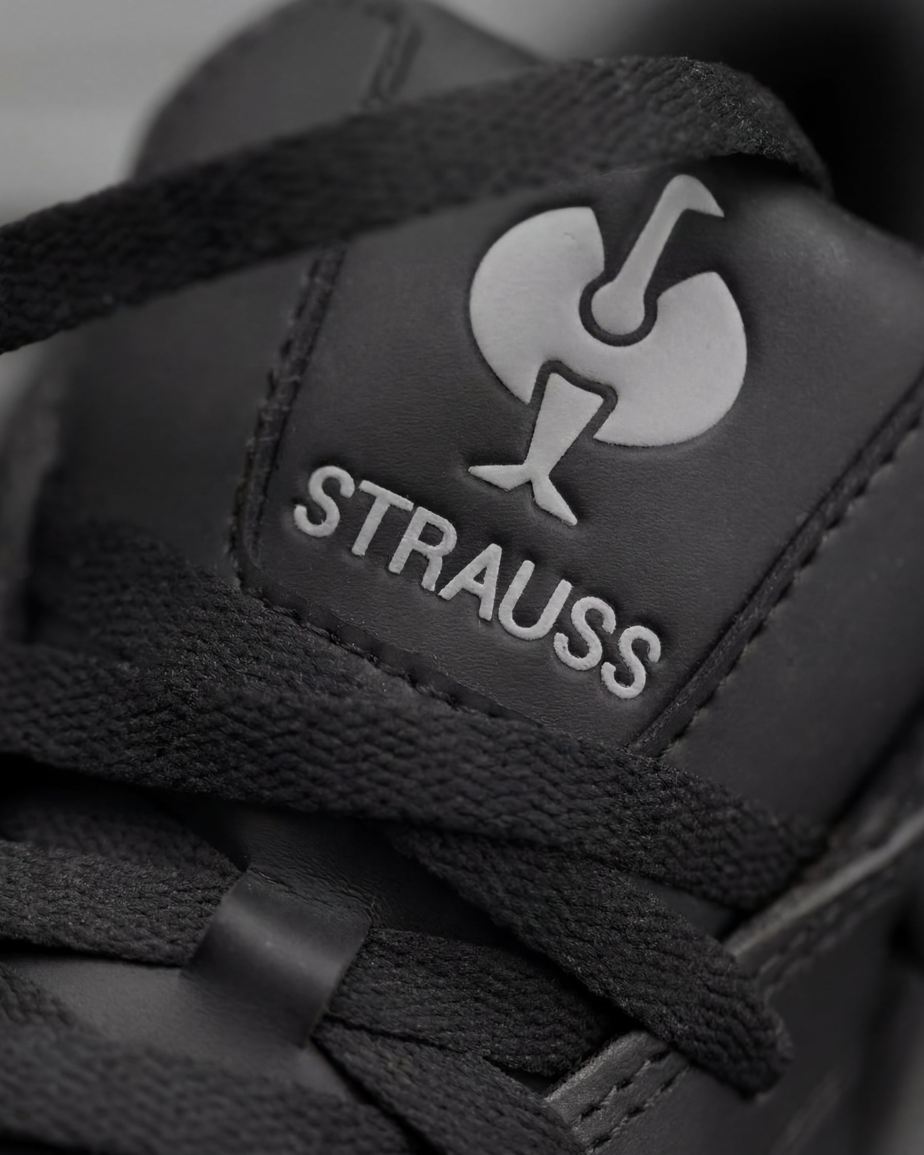 Close-up of the Philly Steel Toe Work Shoe outsole tread and traction pattern