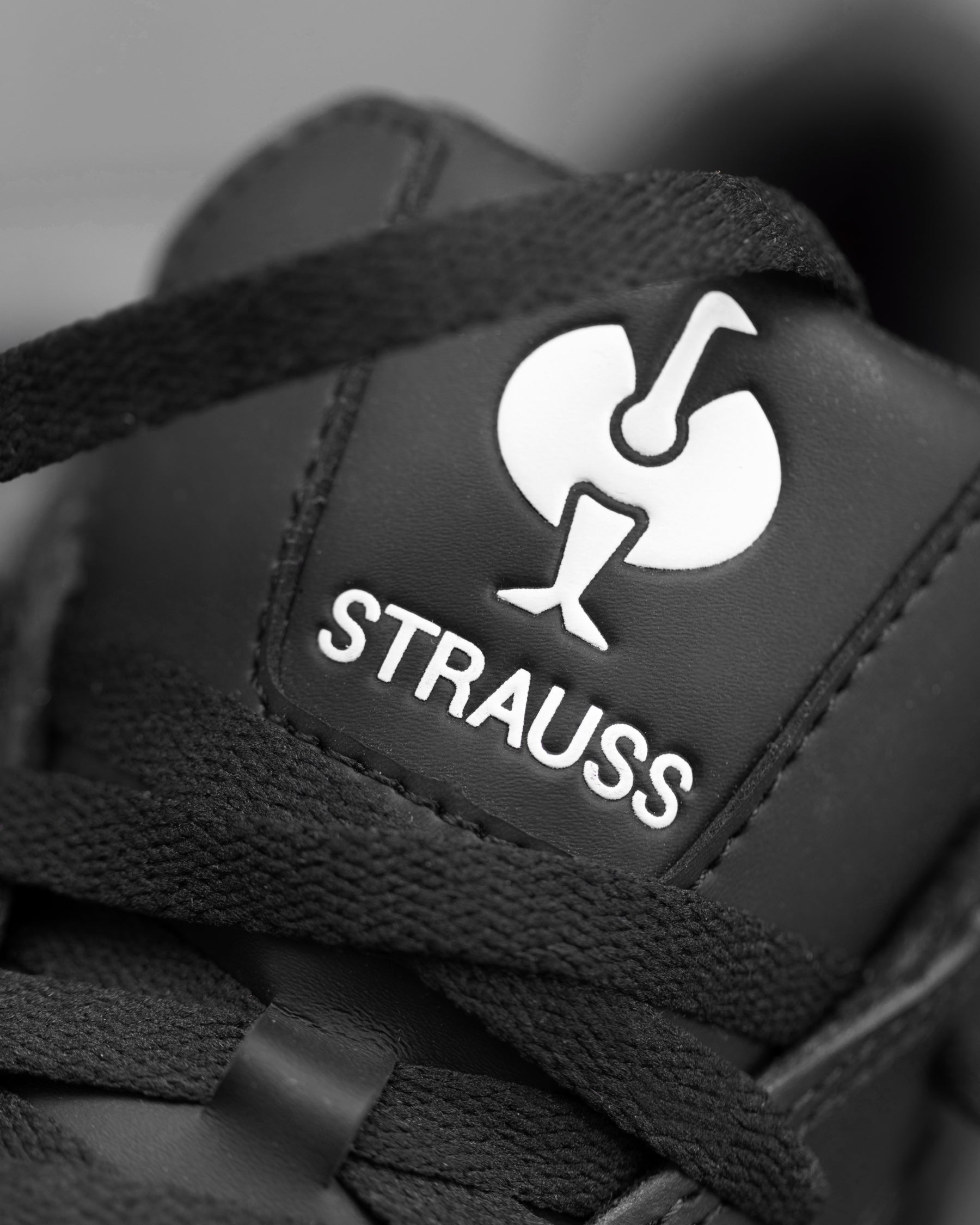 STRAUSS Philly Steel Toe Work Shoe in Black and White upper