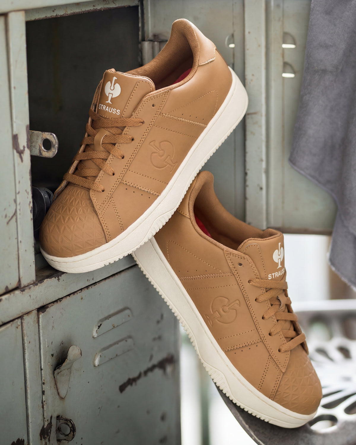 STRAUSS Philly Steel Toe Work Shoe in Almond brown shown in use on the job