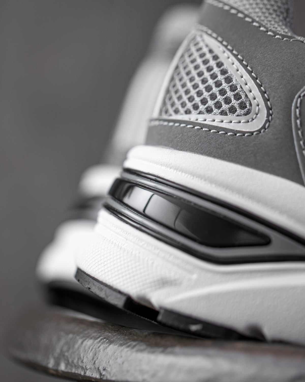 STRAUSS St. Louis Composite Toe Work Shoe in Pearl gray shown in use on the job