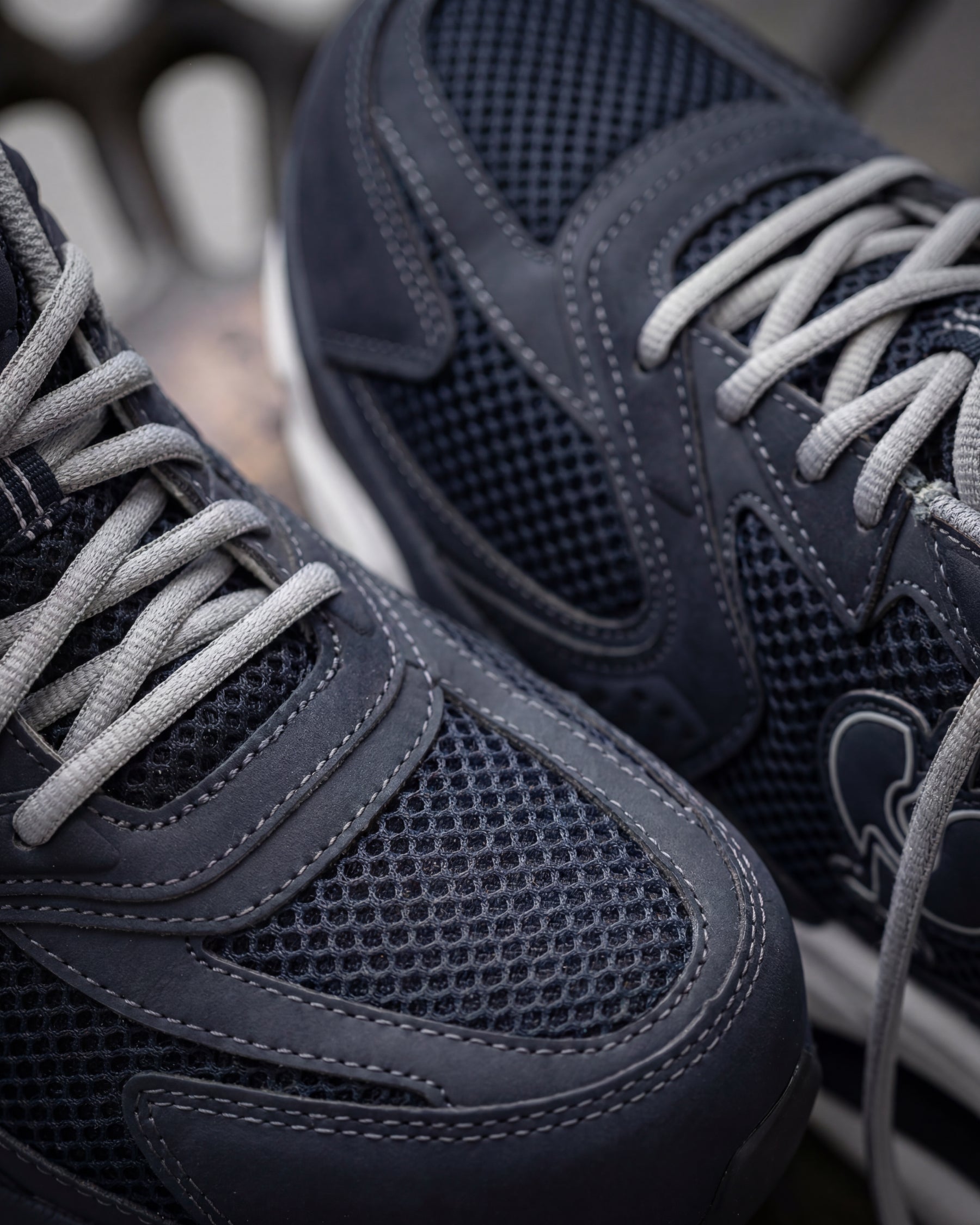 Close-up of the St. Louis Composite Toe Work Shoe composite toe area