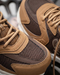 Close-up of the Almond brown St. Louis Composite Toe Work Shoe composite toe area