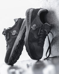 STRAUSS Canberra Steel Toe Work Shoe in Black shown in use on the job