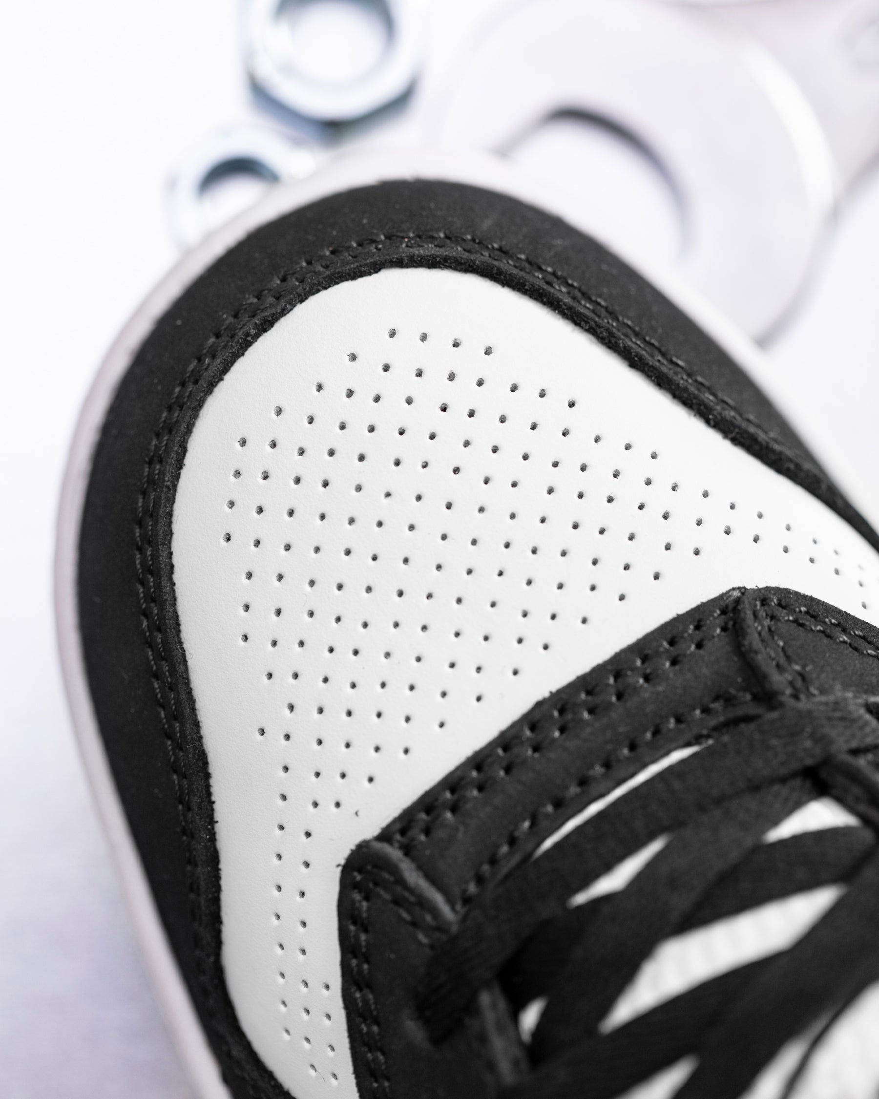 Close-up of the Eindhoven Steel Toe Work Shoe steel toe area