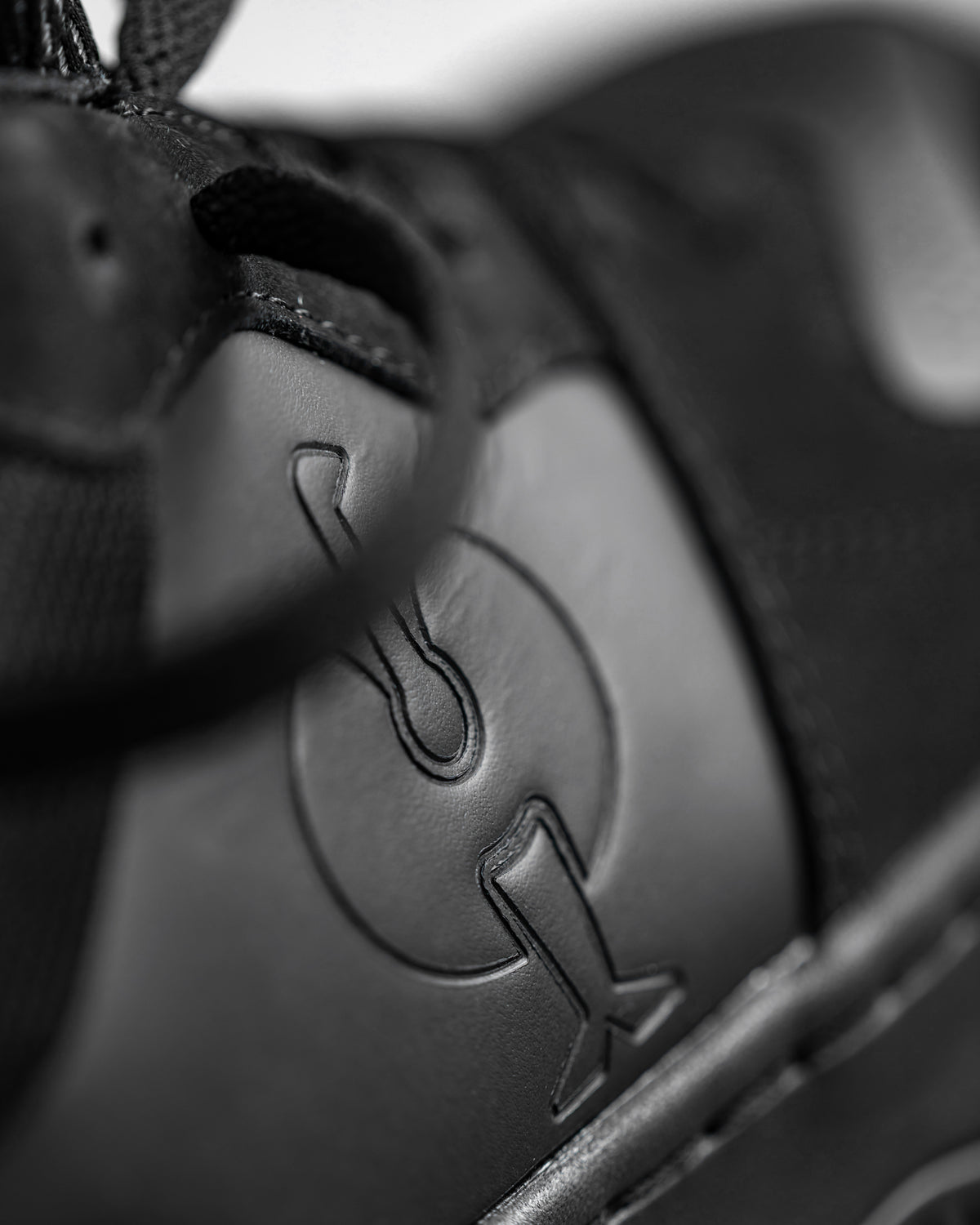 Close-up of the Black Eindhoven Steel Toe Work Shoe upper