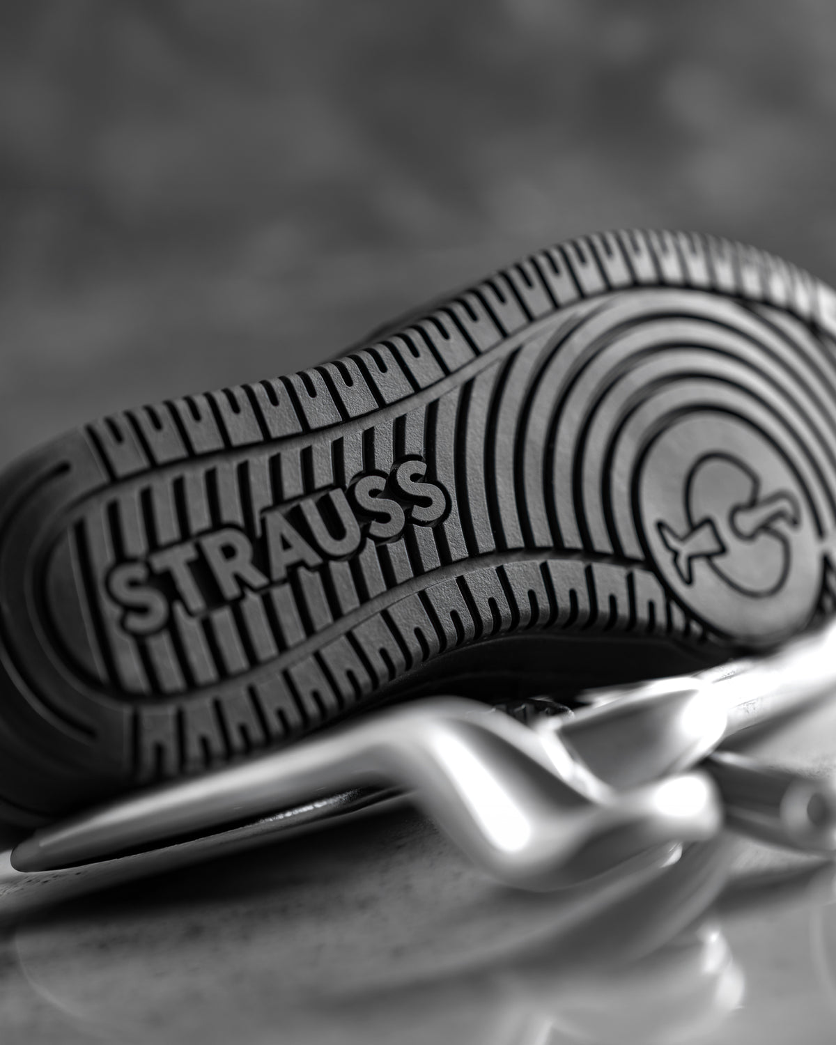 Close-up of the Eindhoven Steel Toe Work Shoe outsole tread and traction pattern
