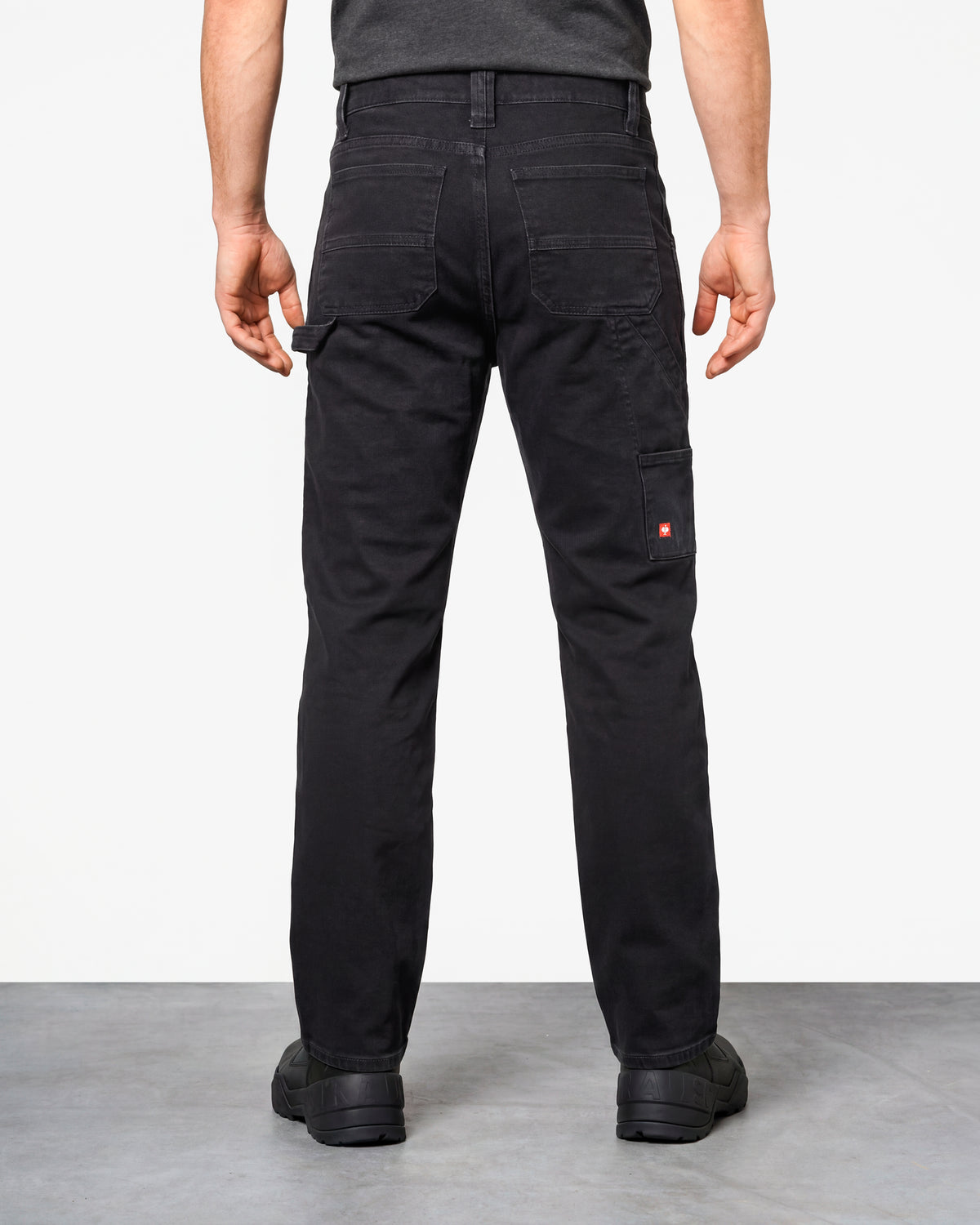 Carpenter Jeans e.s.iconic in black worn by a model, rear view