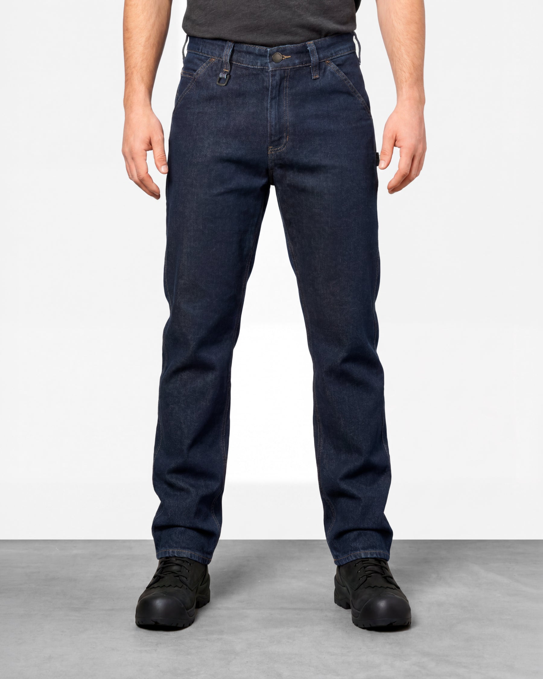 Carpenter Jeans e.s.iconic in dark wash worn by a model, front view