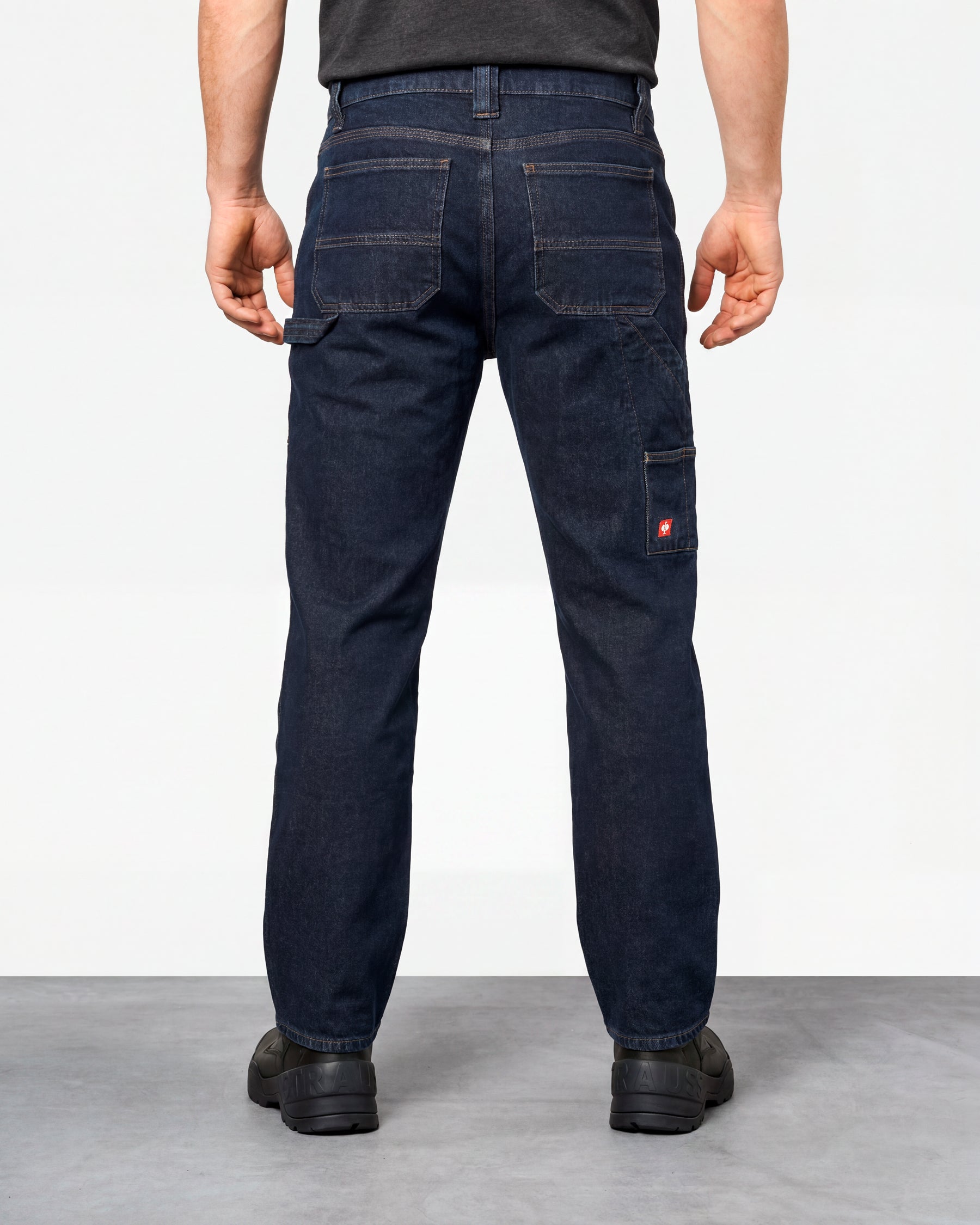 Carpenter Jeans e.s.iconic in dark wash worn by a model, rear view