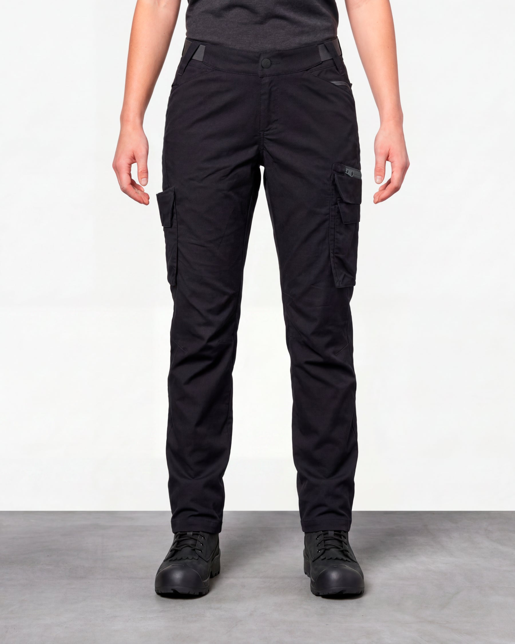 Women's Cargo Work Pants e.s.trail pure in black/carbon gray worn by a model, front view