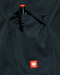 Close-up of stretch fabric and seams on Women's Functional Leggings e.s.trail pure in black