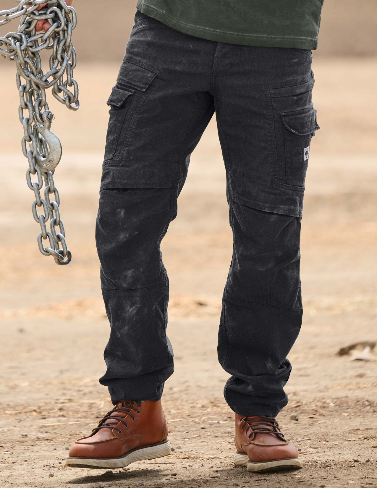 パンツ Stone  Vintage Black Cargo Pants Stone Island - LOOSE CARGO PANTS | HBX - Globally Curated