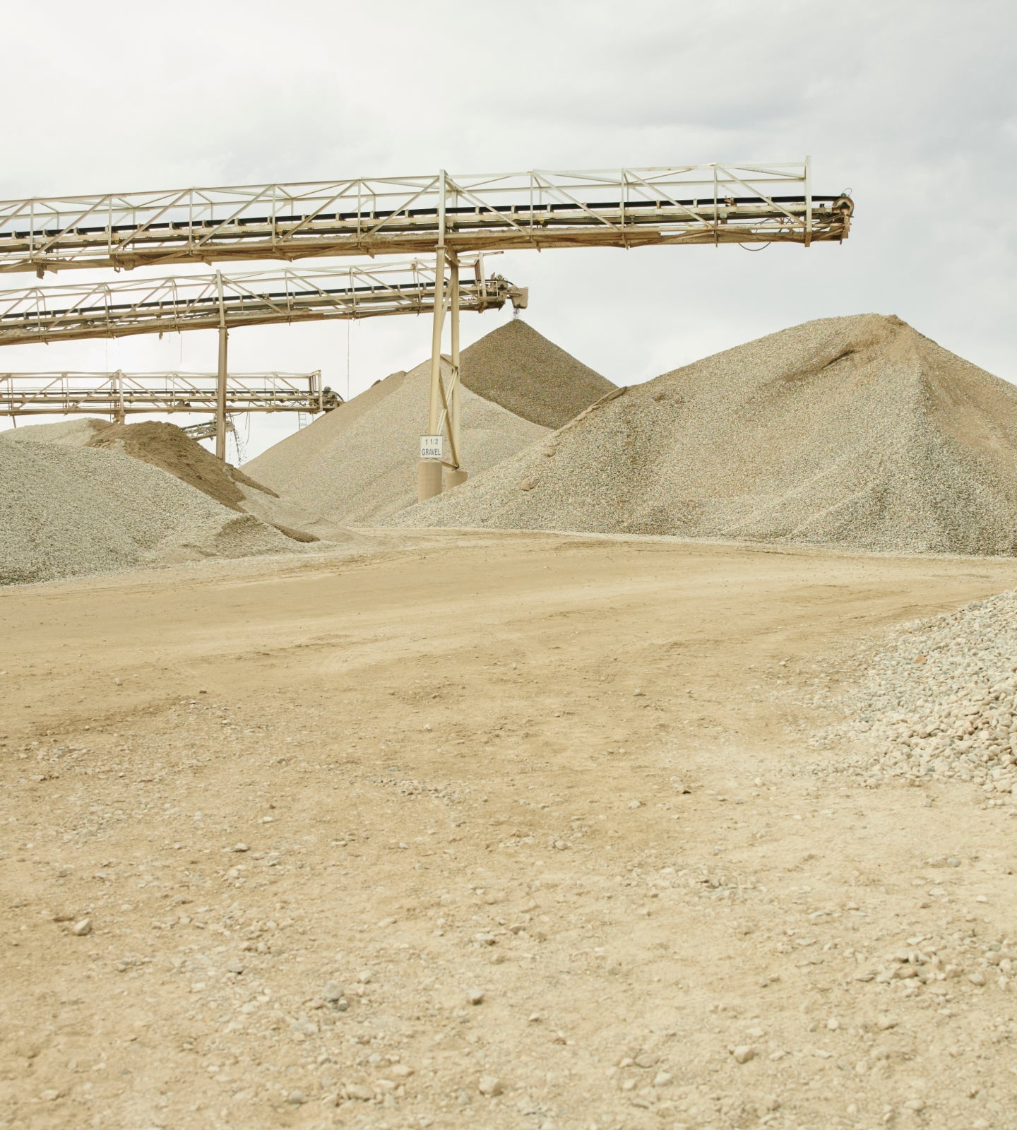 A scenery of a concrete jobsite.