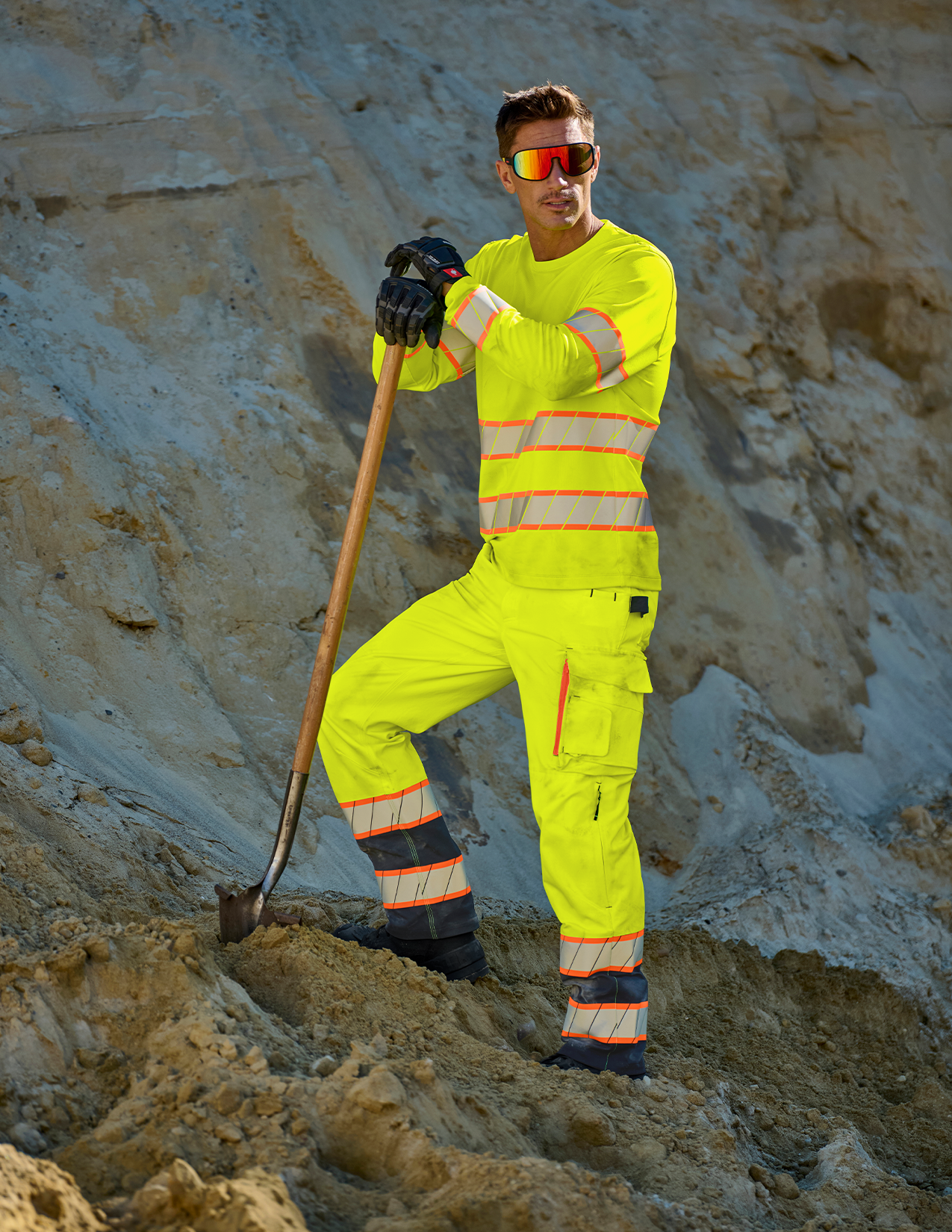 Man wearing High Visibility Work Pants