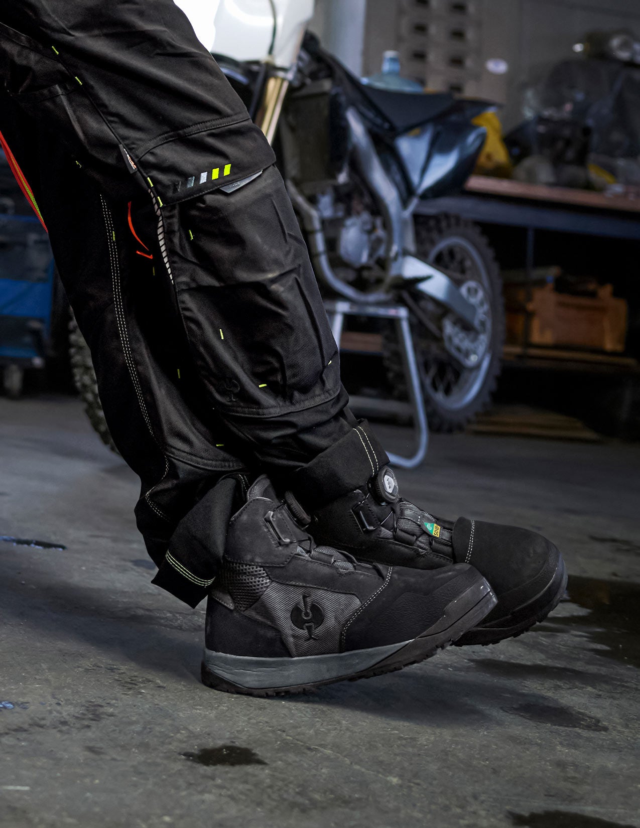 Murcia Mid Safety Toe Work Boot | Strauss